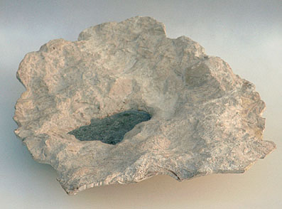 Lake bowl with rough natural rim