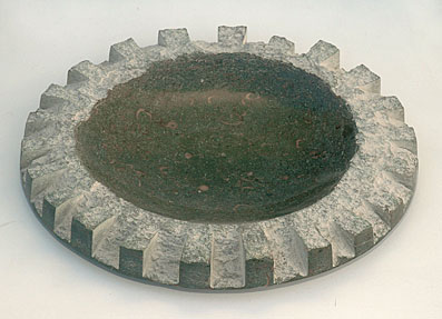 Castellated plate
